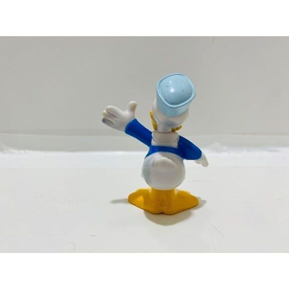 Disney 2013 Mattel Donald Duck PVC Character Size 2.5 inch X 2 inch - Picture 5 of 8